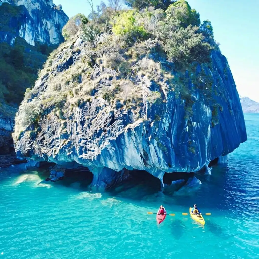 Full day Catedrales de mármol en Kayak